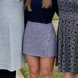 Hollister Black and White Gingham Women Skort